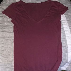 maroon boyfriend tee
